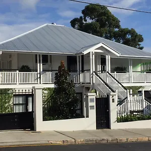 https://heal-house.queenslandhotels.net