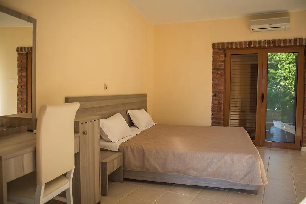 Hotel Livia Ksamil